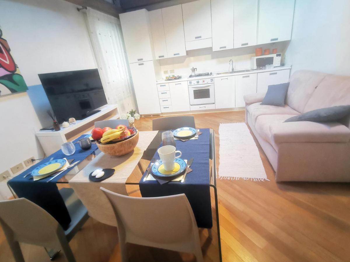 Romantic Sky Apartment Венеція Екстер'єр фото