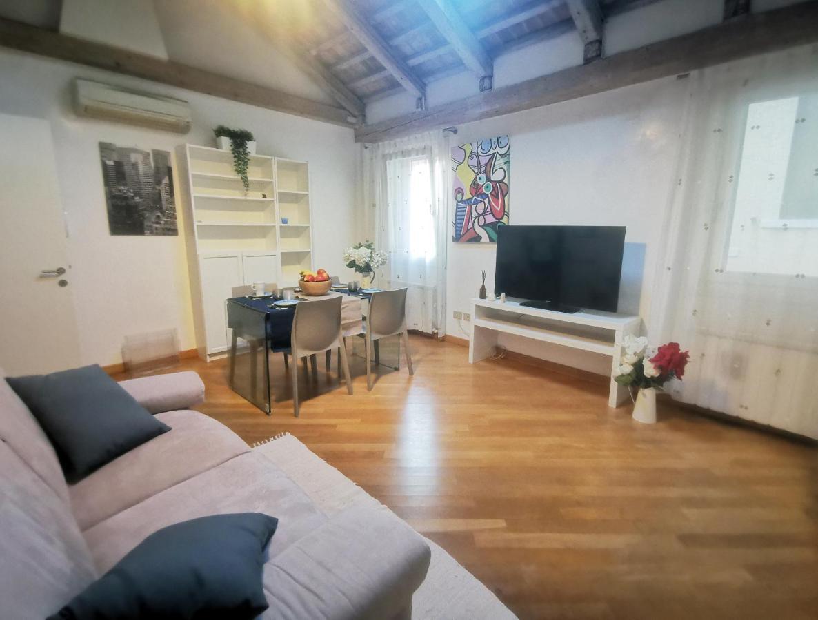 Romantic Sky Apartment Венеція Екстер'єр фото